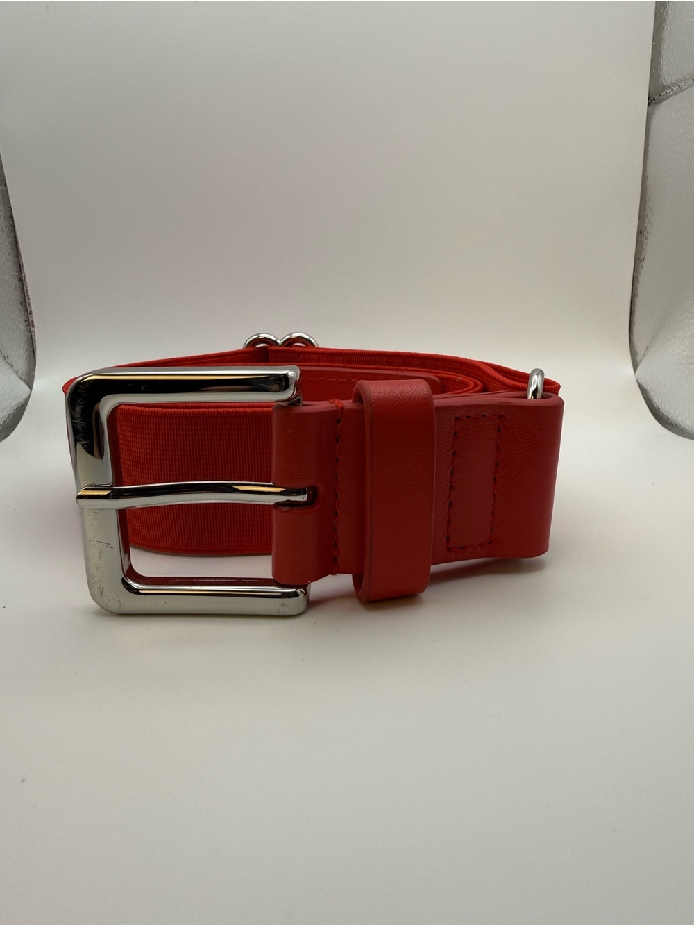 Under Armour Classic Red Baseball Belt - Picture 2 of 8